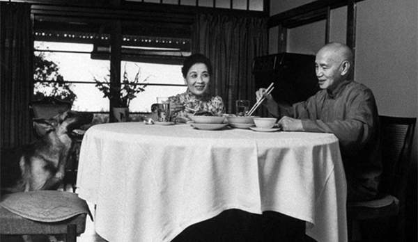 蔣介石在臺(tái)灣最后的歲月珍貴影像