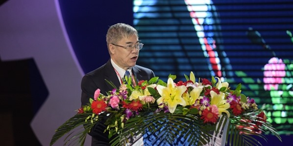 中國產(chǎn)業(yè)互聯(lián)網(wǎng)發(fā)展任重道遠(yuǎn)