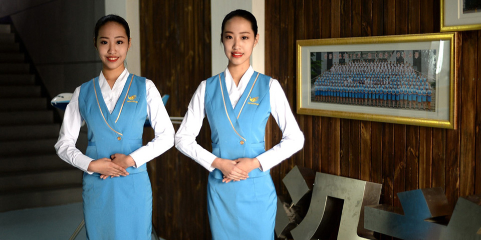 藝考 空乘專業(yè) 美女 雙胞胎姐妹 培訓(xùn)學(xué)校 體能 舞蹈 模特步 備考