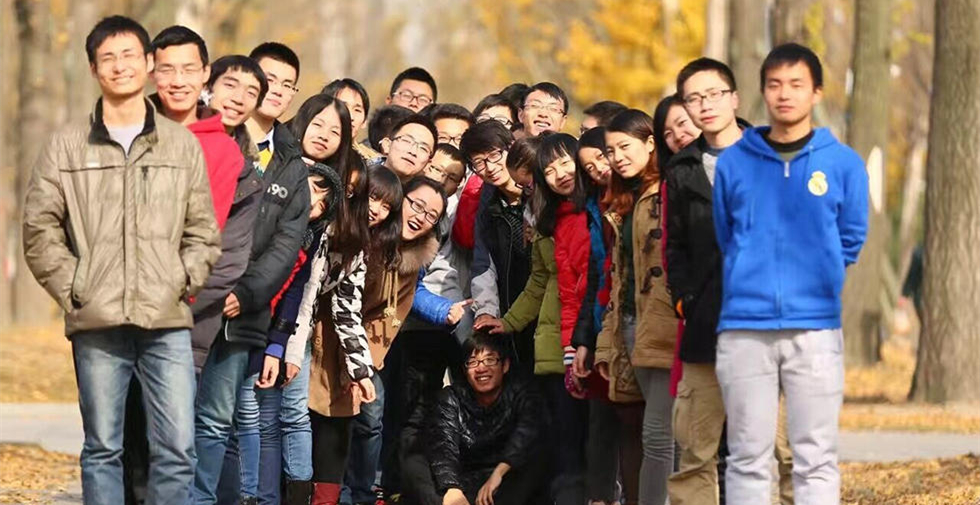 學霸班！32人全讀研 4人獲百萬獎學金