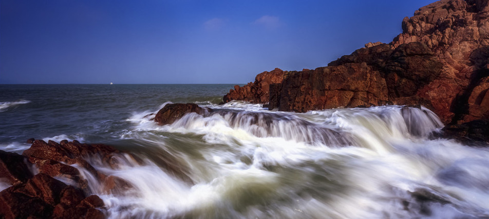夏天到青島來看海，攝影師帶你領(lǐng)略水域密境！