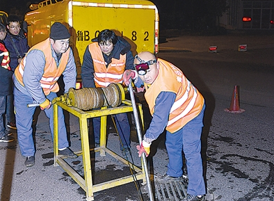 15條重點(diǎn)道路近期夜間拿砂