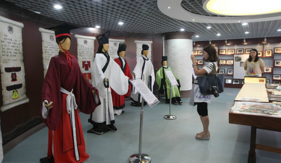 青島建全國首個校服博物館 中小學生可參觀