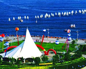 5月4日這一天：紀念青島開放30年大型實景采訪