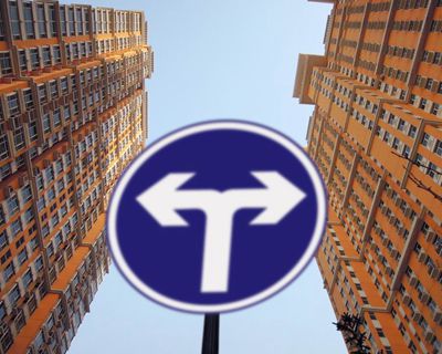房地產(chǎn)市場(chǎng)陷尷尬：銀行怕了開(kāi)發(fā)商急了