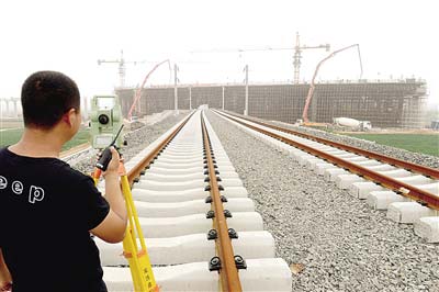 青龍高速成功上跨青榮城鐵