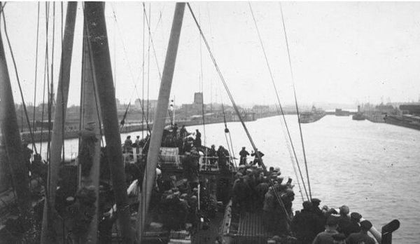 日本用青島港運(yùn)輸鴉片 奸商年獲利百萬(wàn)兩