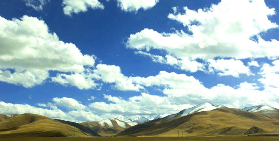 【青報(bào)攝友西藏行·色季拉山】格?；ň驮谠贫说纳綆p上