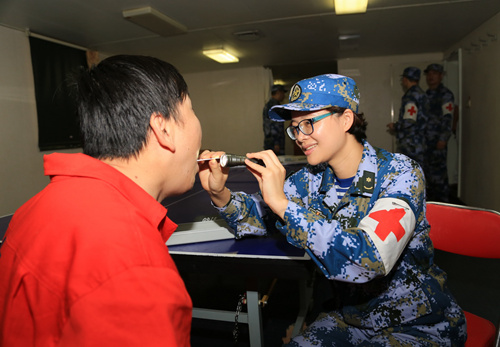亞丁灣軍民魚水情