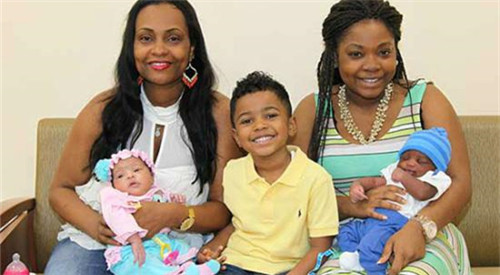 母女同一天同家醫(yī)院分娩 前后相差僅半小時