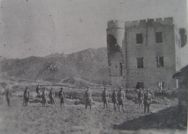 重走青岛抗日战场:大崂据点攻坚战 开“土坦克”炸炮楼