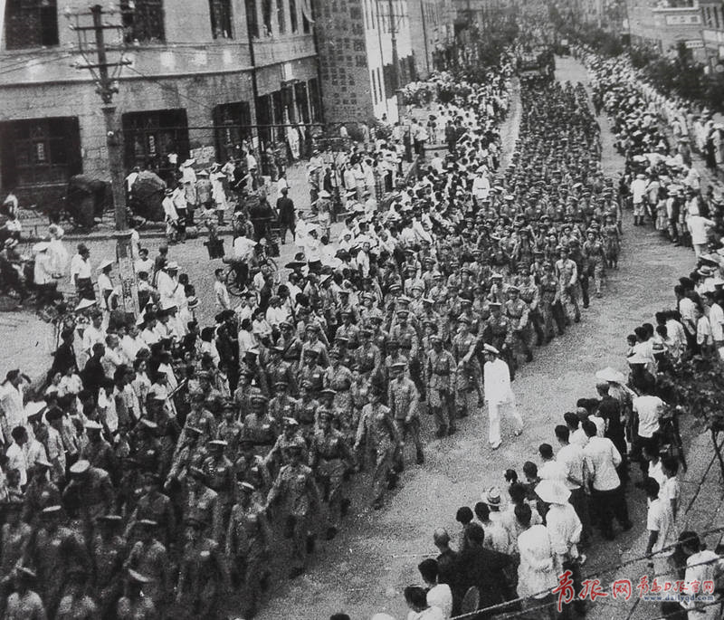 1950年的青岛:支援抗美援朝 镇压反革命(组图)