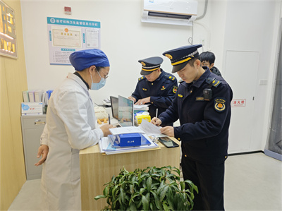 寬嚴(yán)相濟(jì)守底線，審慎執(zhí)法助營(yíng)商——青島西海岸新區(qū)綜合行政執(zhí)法局全力規(guī)范新區(qū)口腔醫(yī)療機(jī)構(gòu)排水秩序