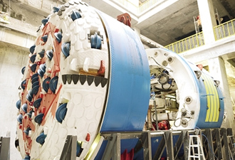 地鐵2號線請來“穿山甲”