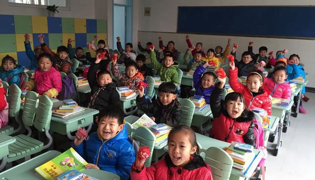 新學期到新校報到 學生樂開懷