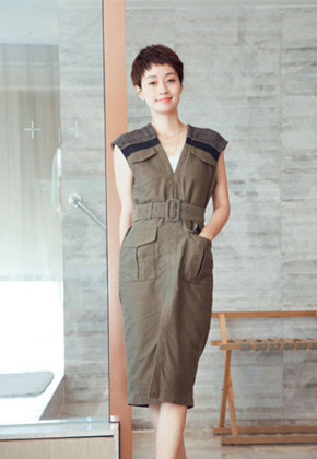 馬伊琍夏日寫真 清爽干練展現(xiàn)招牌甜笑