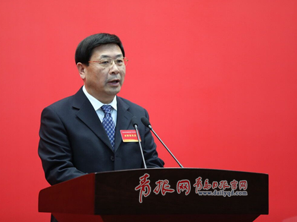 市国土资源房管局局长张希田.