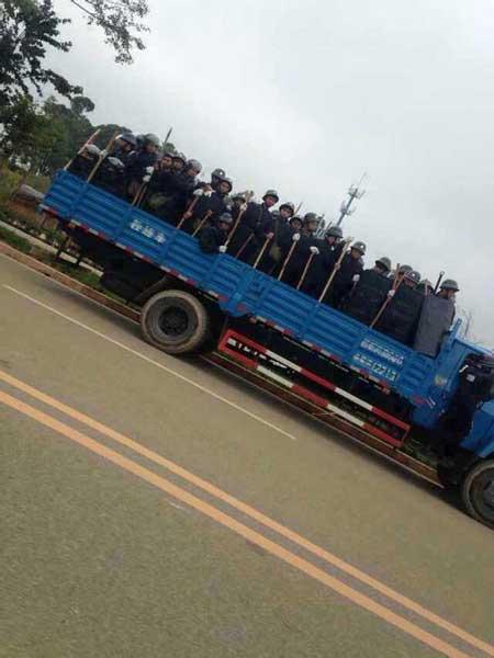 网友曝光现场图据昆明发布官方微博消息,2014年10月14日,昆明市晋宁县