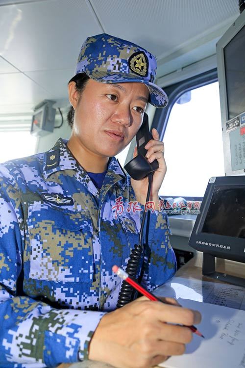 航母伴航警戒,出访亚洲四国等重大军事任务,2014年度被评为"优秀士兵"