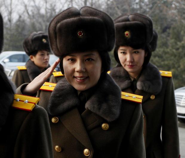 朝鲜人民军礼服图片