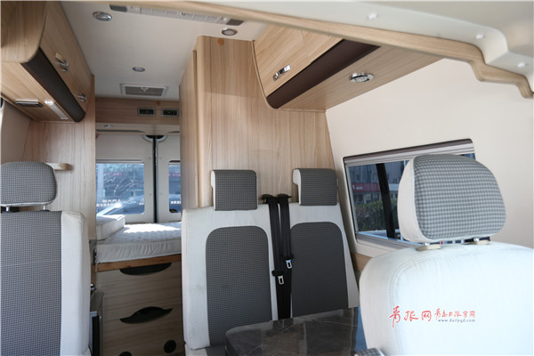 可租可買~青島公交涉足房車旅遊 下月50輛房車將抵青